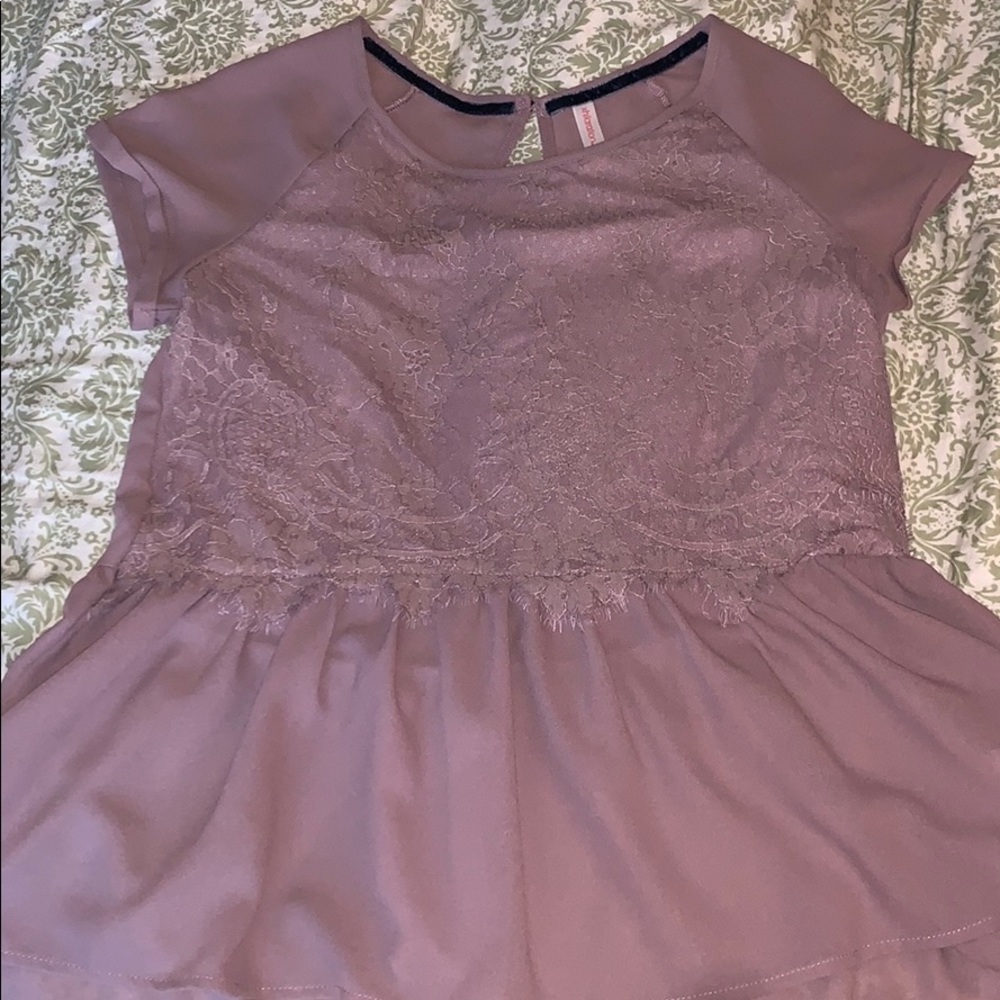 Xhilararion lace detail top